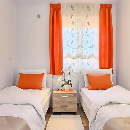 Villa Manuela Holiday home *